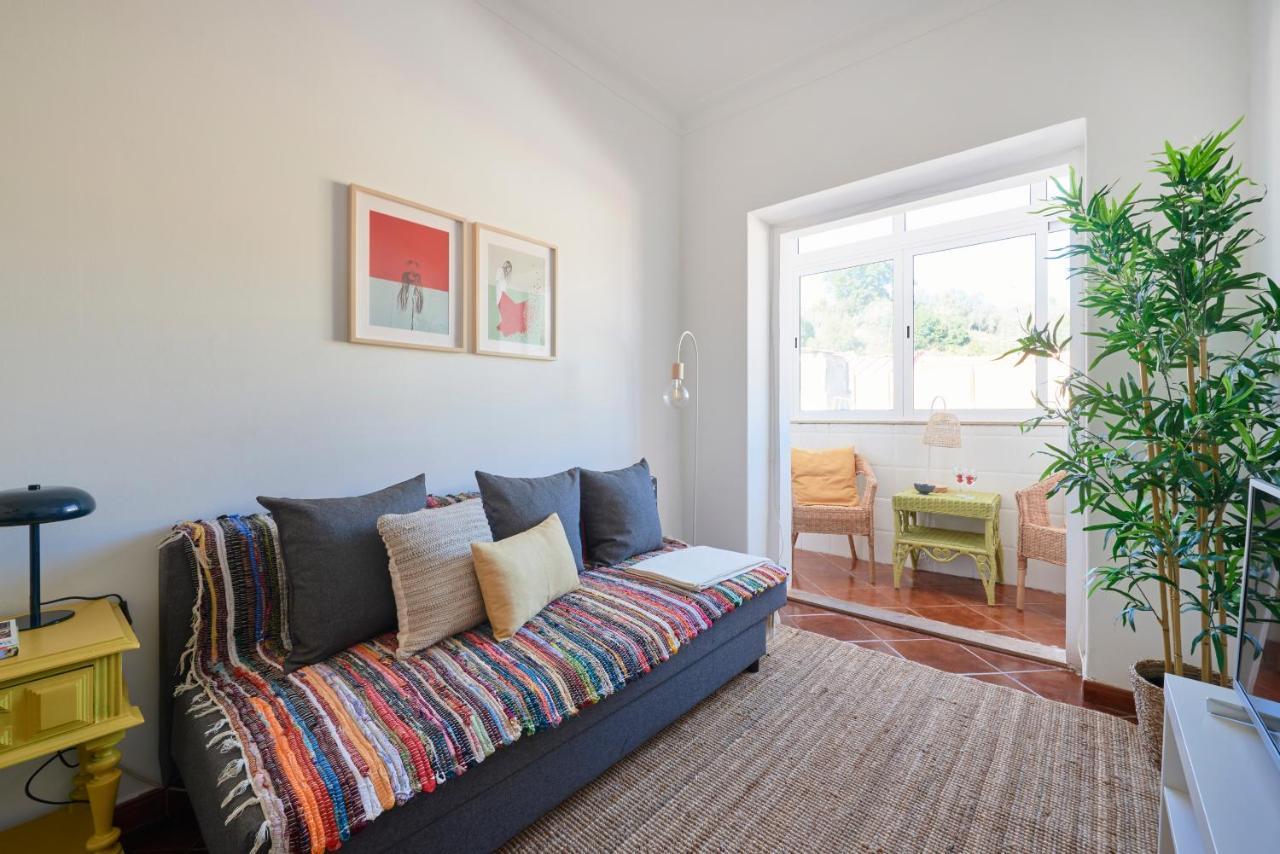 Central & Sunny 2Br Apt Near Beach, By Timecooler 塞图巴尔 外观 照片